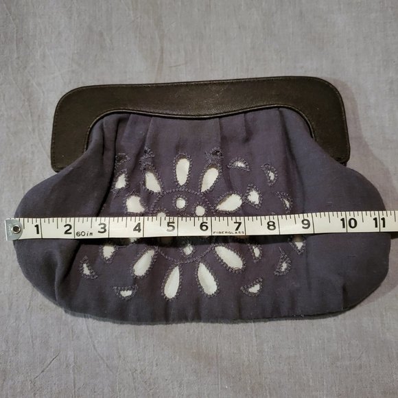 Gently Used Old Navy Clutch Purse, Linen and Faux Leather w/ Magnetic Closure - Picture 14 of 16